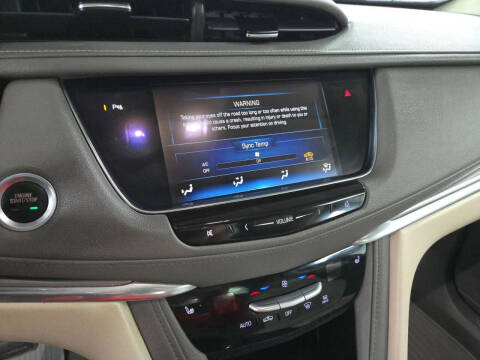 2017 Cadillac XT5 Luxury