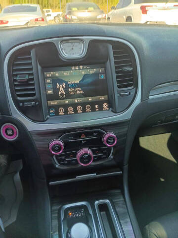 2019 Chrysler 300 Touring