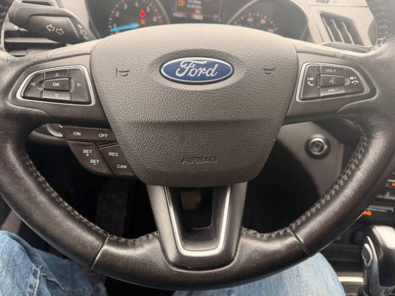 2019 Ford Escape SEL