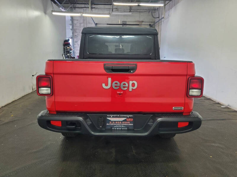 2023 Jeep Gladiator Overland