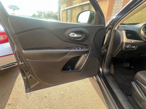 2017 Jeep Cherokee Latitude