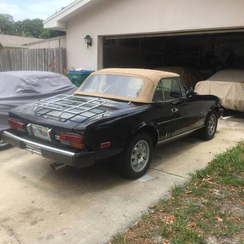 1980 FIAT 124 Spider