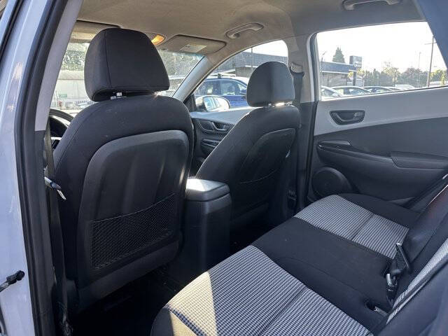 2021 Hyundai Kona SE