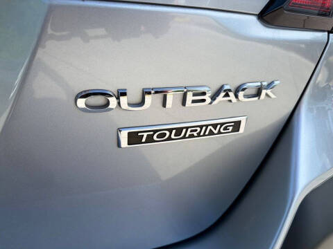2023 Subaru Outback Touring
