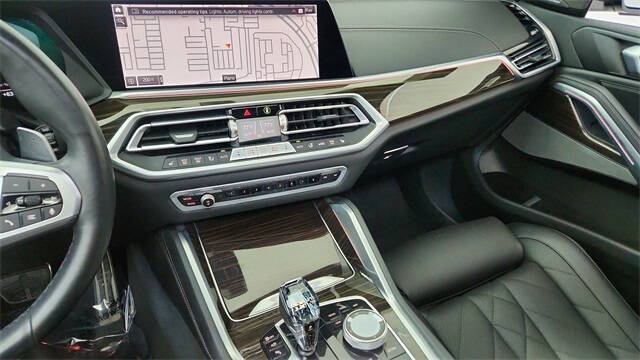 2023 BMW X6 xDrive40i