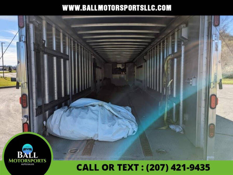 2004 Featherlite Trailer Two Car Hauler