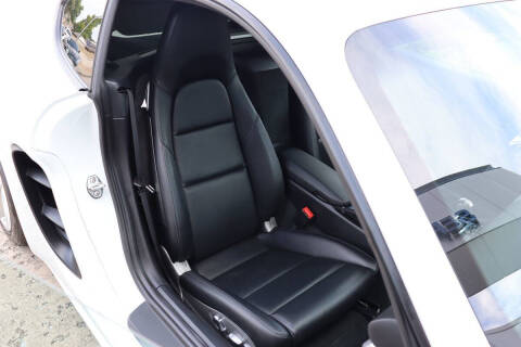 2019 Porsche 718 Cayman