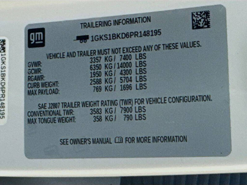 2023 GMC Yukon SLT