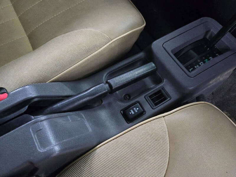 1996 Mitsubishi Bravo