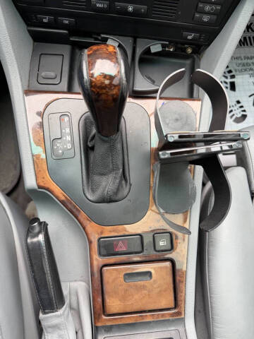 2003 BMW 5 Series 540i