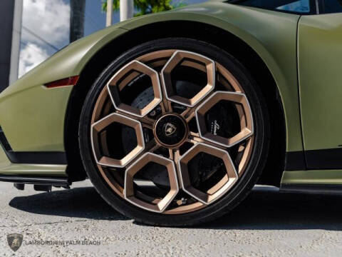 2023 Lamborghini Huracan Tecnica