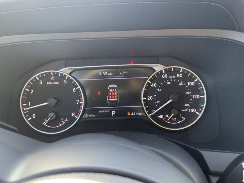 2025 Nissan Pathfinder S