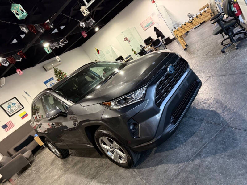 2021 Toyota RAV4 Hybrid XLE Premium