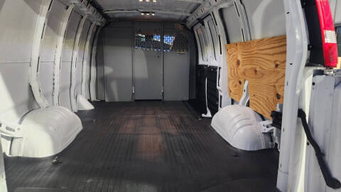 2024 Chevrolet Express 2500