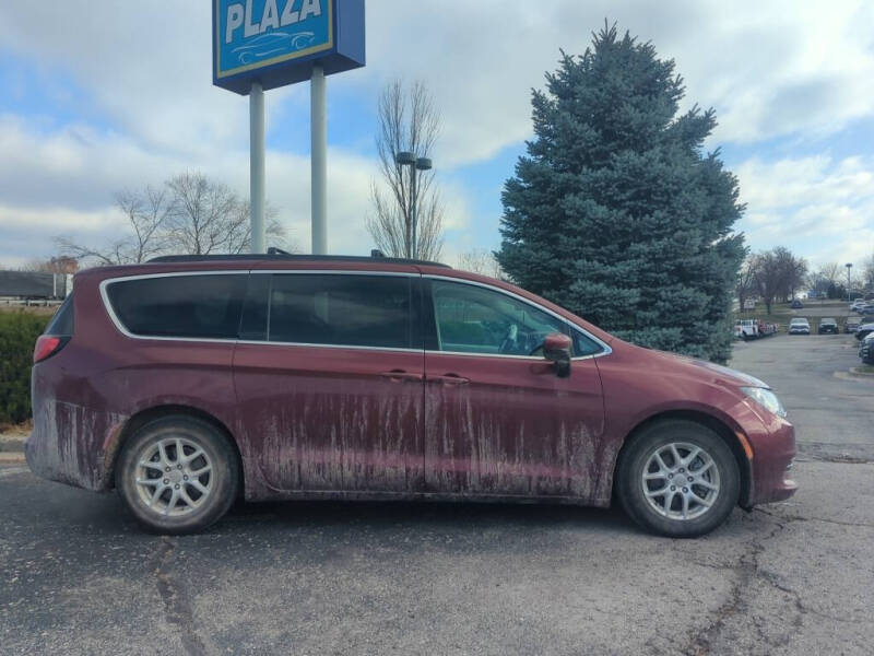 2020 Chrysler Voyager LXi