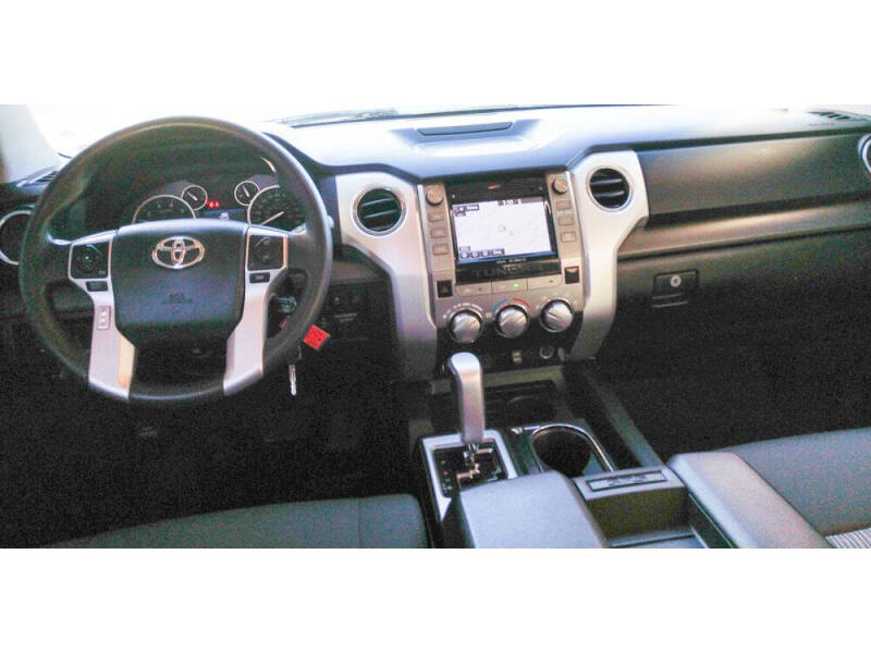 2016 Toyota Tundra SR5