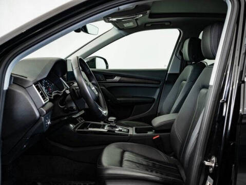 2023 Audi Q5 quattro Premium 40 TFSI