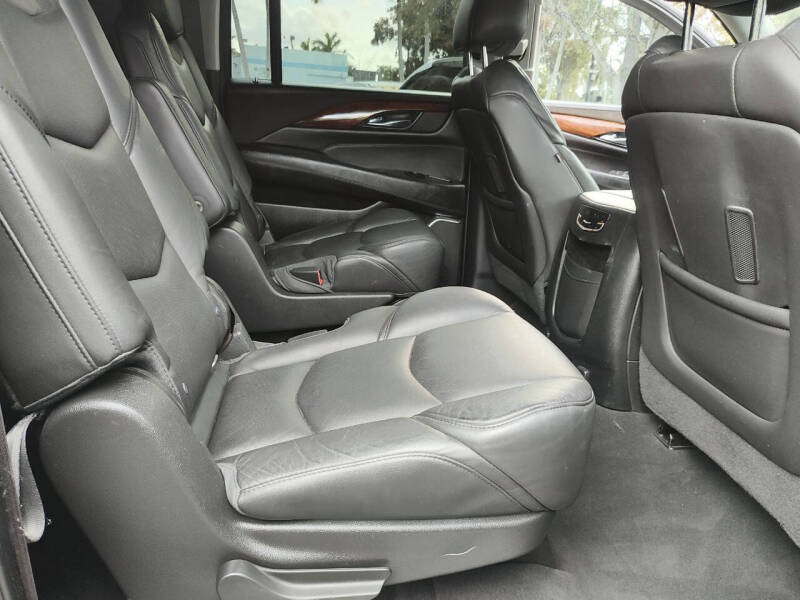 2016 Cadillac Escalade ESV Standard