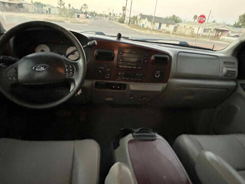 2005 Ford F-350 Super Duty Lariat