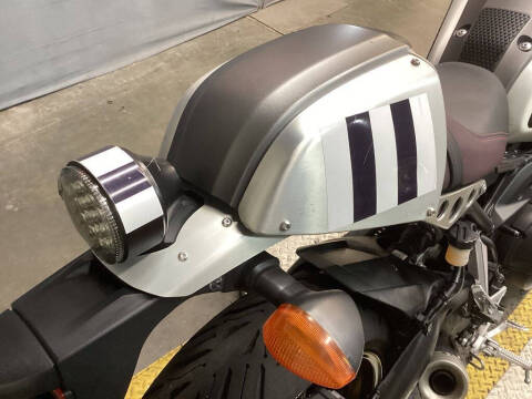 2016 Yamaha XSR900™