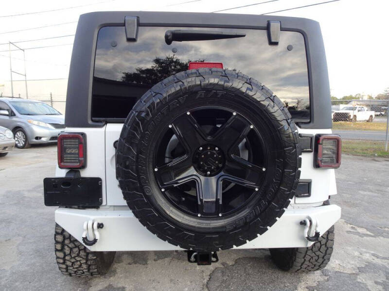 2013 Jeep Wrangler Unlimited Sahara