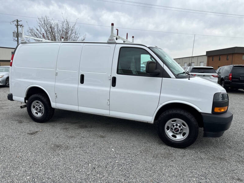 2023 GMC Savana 2500