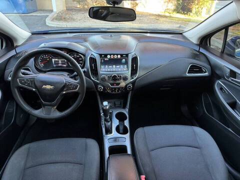 2017 Chevrolet Cruze LT Auto