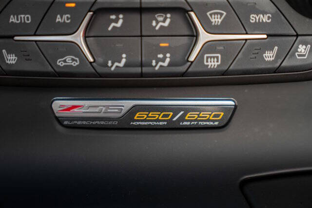 2015 Chevrolet Corvette 26