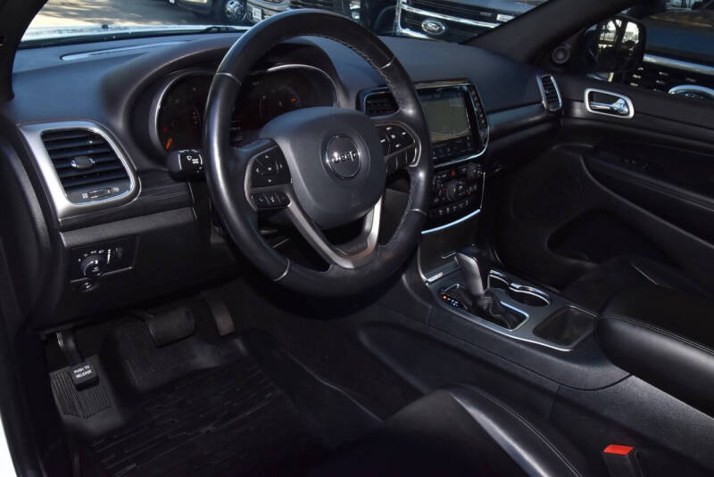 2020 Jeep Grand Cherokee Laredo E