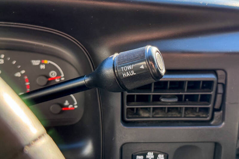 2005 Ford Excursion XLT