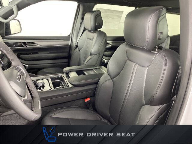 2025 Jeep Wagoneer Carbide