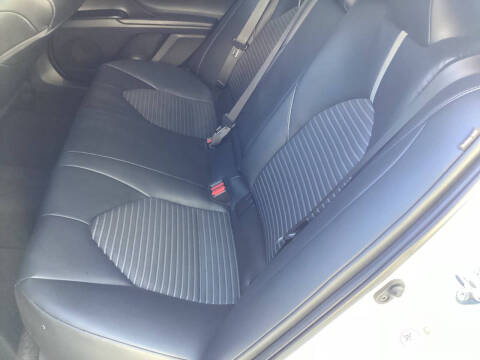 2018 Toyota Camry SE