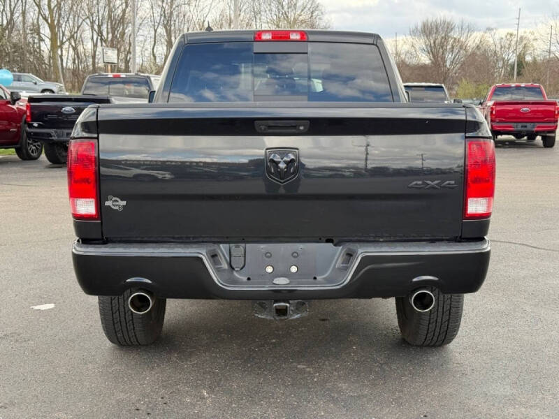 2018 RAM 1500 SLT