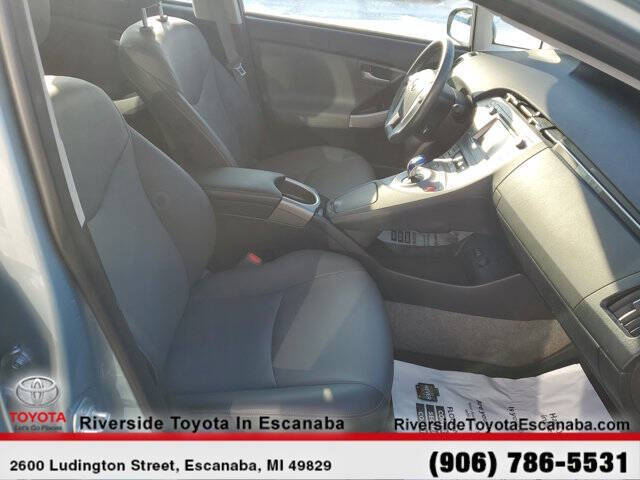 2015 Toyota Prius Five