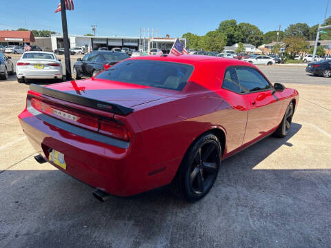 2010 Dodge Challenger SRT8
