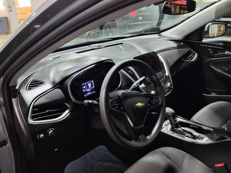 2024 Chevrolet Malibu LT