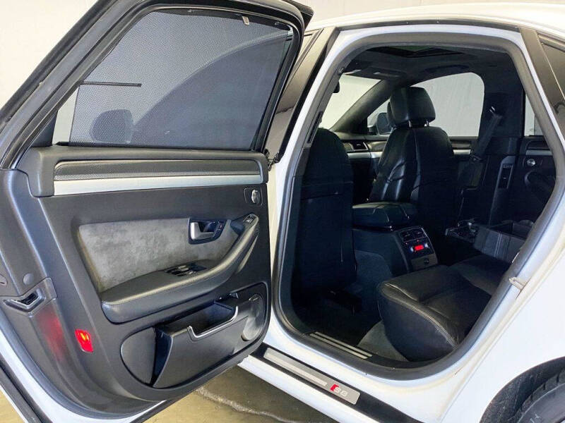 2008 Audi S8 quattro