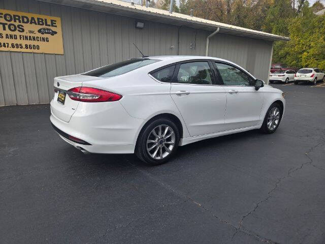 2017 Ford Fusion SE