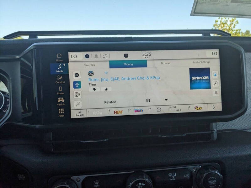 2025 Jeep Gladiator Willys