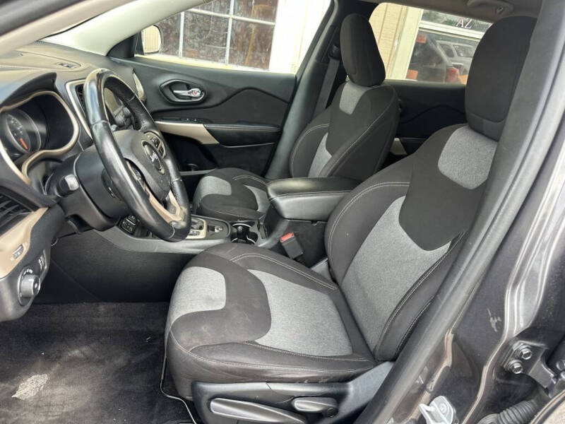 2018 Jeep Cherokee Latitude