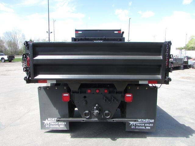 2014 Freightliner M2 106
