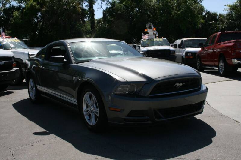 2013 Ford Mustang for sale at Mike's Trucks & Cars in Port Orange FL