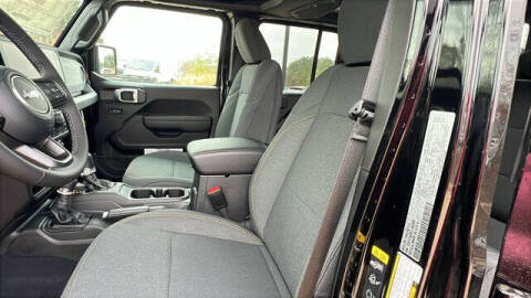 2026 Jeep Gladiator Sport S