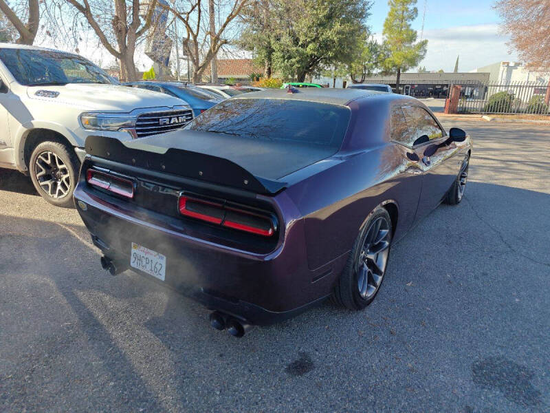 2021 Dodge Challenger
