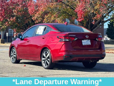 2021 Nissan Versa SR
