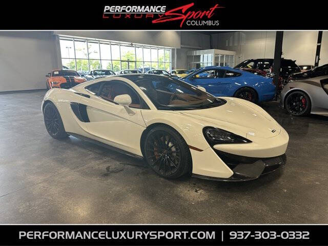 2017 McLaren 570GT