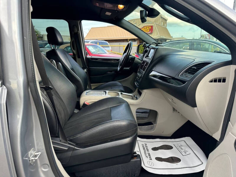 2020 Dodge Grand Caravan SXT