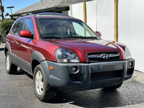 2007 Hyundai Tucson for sale at DK Auto LLC in Stone Mountain GA