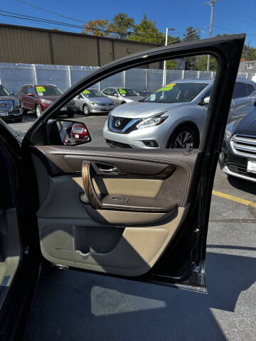 2016 GMC Acadia Denali