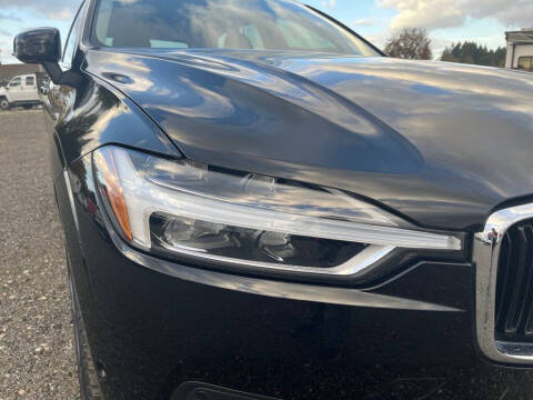 2018 Volvo XC60 T5 Momentum